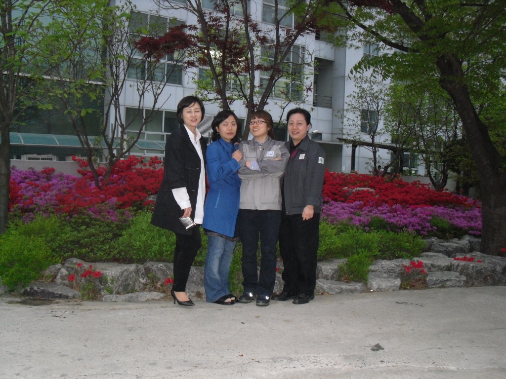 2010.05.03 대일정공 꽃밭에서.....